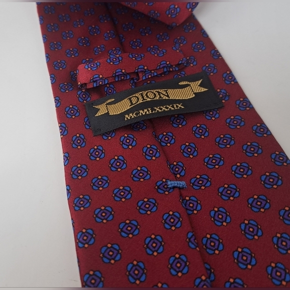 Dion Men's Neck Tie Floral Motif Red 100% Silk Handcrafted Canada Vintage HQ 59" - Picture 6 of 11